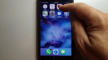 Difference between smart invert and classic invert for iOS