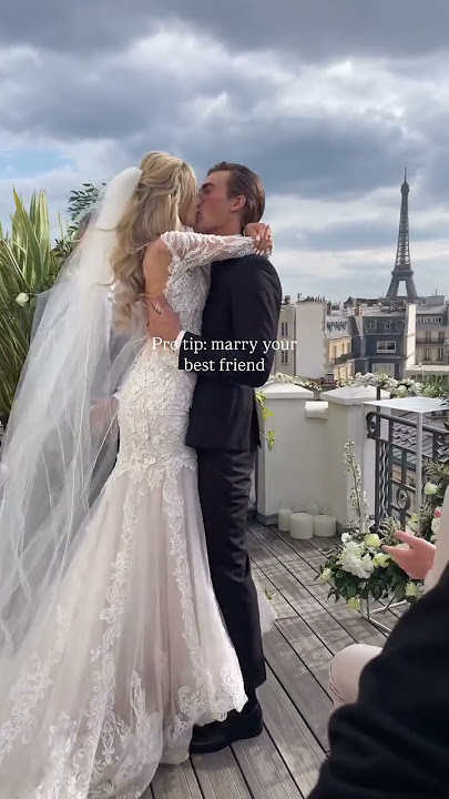 happy 2nd wedding anniversary to my best friend