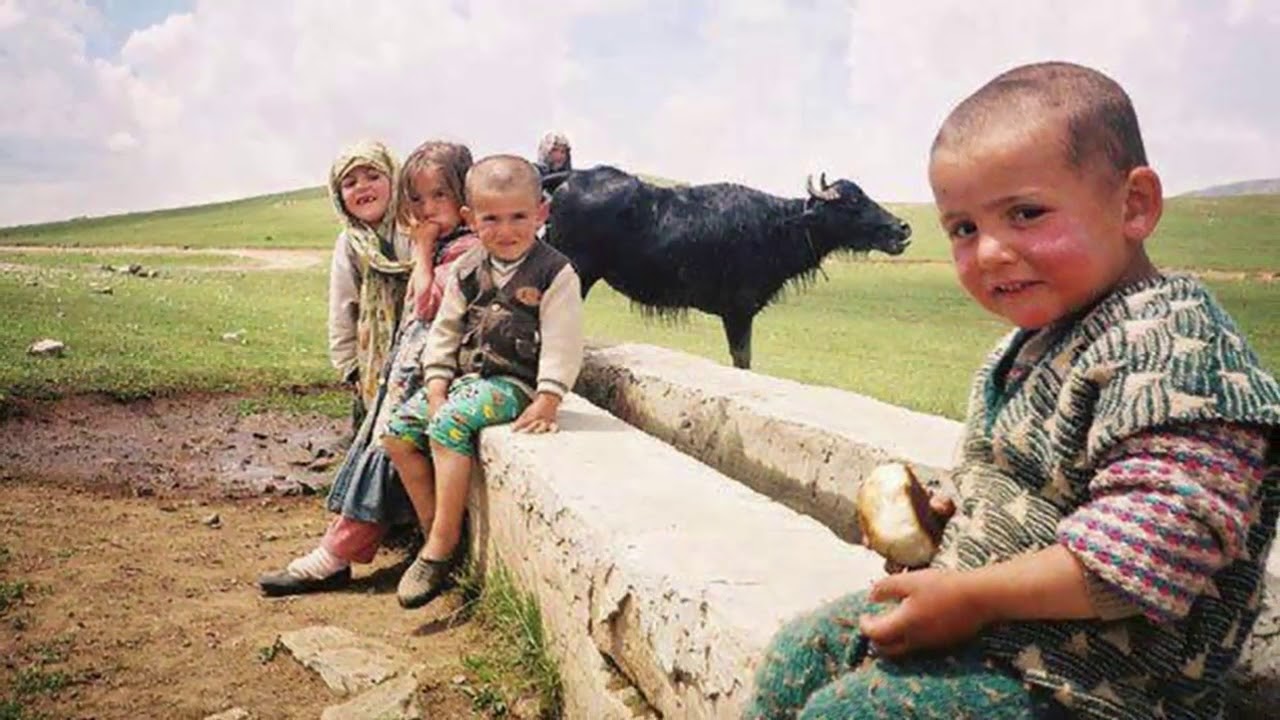 Soğan Ekmek Benim Bal Sizin Olsun Köyümü Özledim Köyümü Gardaş  OFF OFF