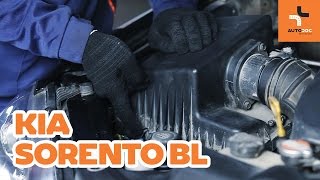 Cum schimb Filtru aer motor KIA SORENTO I (JC) - tutoriale video