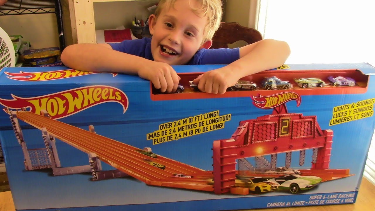 Hot Wheels Super 6 Lane Raceway, Part 1 Unboxing & Review YouTube