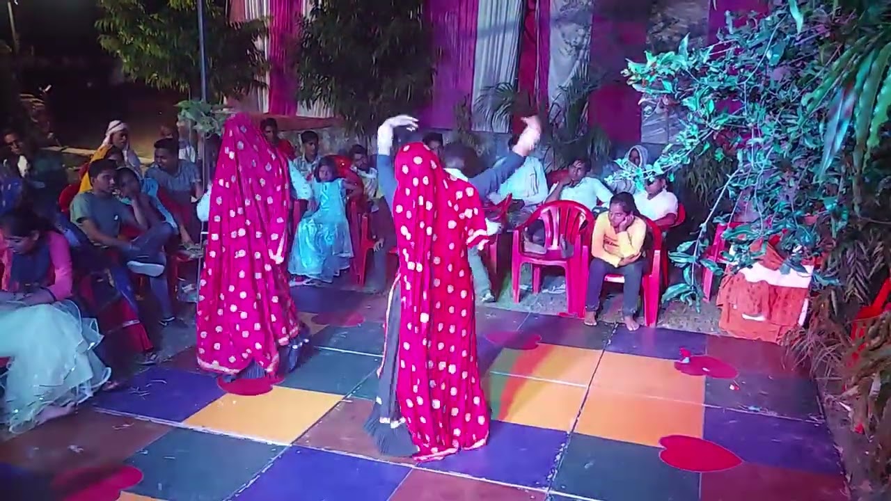 डीया ने लेगी रेल् meena गीत पर शानदार dance की प्रस्तुति.#meenageet