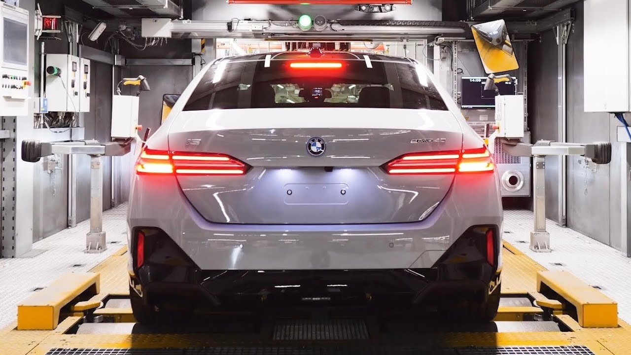 BMW 5 SERIES 2024 - PRODUCTION line in GERMANY (how it is being made)