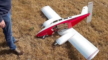 RC Piper PA-34 Seneca - Crash
