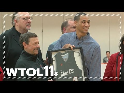 Toledo firefighter reunites with basketball referee whose life he saved