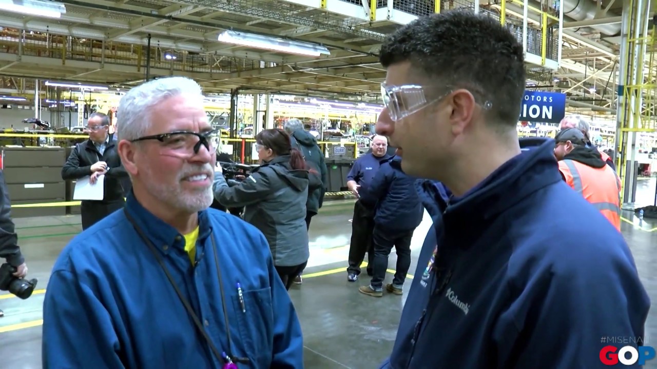 Sen. Barrett visits GM Lansing Delta Township for production milestone