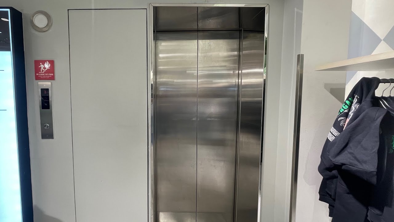 Hyundai elevator at H&M, SM Megamall, Philippines