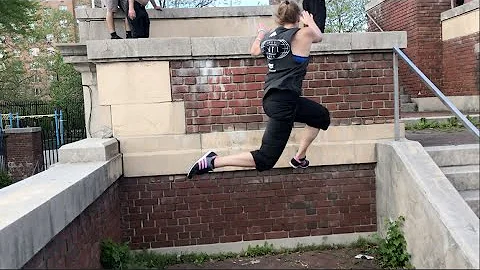Melanie Hunt - Vanguard Parkour - New York City Mo...