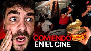 Reacciono a Prankedy: Comiendo la Comida mas Apestosa del Mundo dentro de un Cine (BROMA)