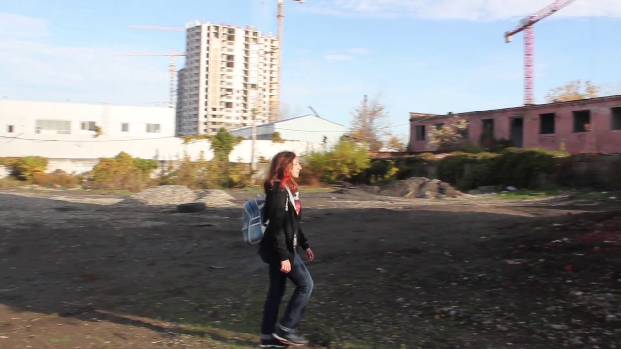 Обойти башню слева - YouTube