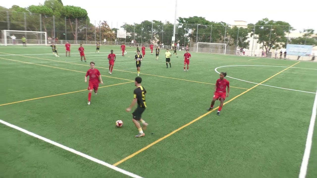 TORNEO DE JUVENILES NOU BARRIS CF  MONTAÑESA 1(3)-1(4)CE CANYELLES