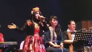Download Mega Mustika - Piye Piye /cipt. Eddy Lestaluhu, Video MP3 Mega Mustika - Piye Piye /cipt. Eddy Lestaluhu,