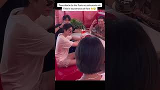 Dunk No Restaurante Do Fadel Com As Pernocas De Fora