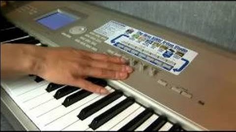 How to Play a Korg Triton Studio Keyboard : Korg Triton Studio Keyboard Sampling Mode