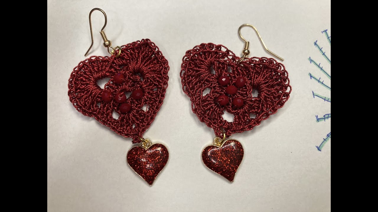 Orecchini pendenti con perline a forma di cuori di caramelle fatti a mano, regalo di San Valentino - Italia