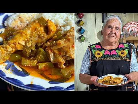 Mexican Chicken Entomatado | Ranch-Style Chicken Recipe