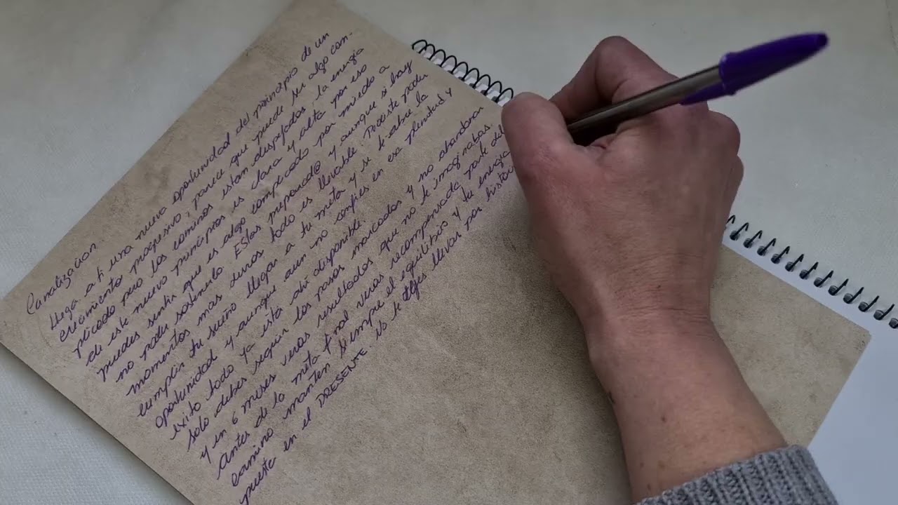 Canalización: escucha este mensaje sobre tus Próximo Pasos -  TAROT Y ORACULOS