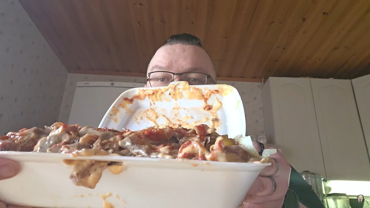 Hampaaton läski syö: Osa 3835 - Kebab lohkoperunoilla, Kebab Pizzeria Balkan Veteli