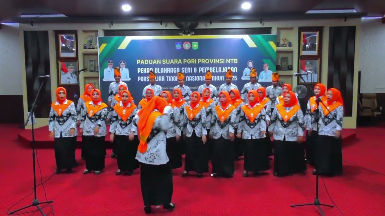 PADUAN SUARA PGRI KAB. SUMBAWA, NUSA TENGGARA BARAT, LAGU WAJIB: MARS PGRI, LAGU PILIHAN: BAKATOAN