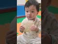 이유식 다먹고 뻥튀기까지 먹으니 세상행복한 아기