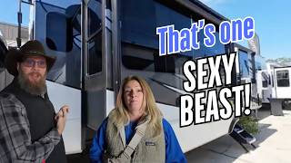2025 Grand Design Solitude 388MBS | Amazing Fifth Wheel for Full time RV Living