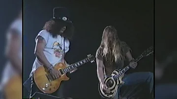 Zakk Wylde and Slash - Voodoo Child (with correct volume guitars, MUST SEE!)