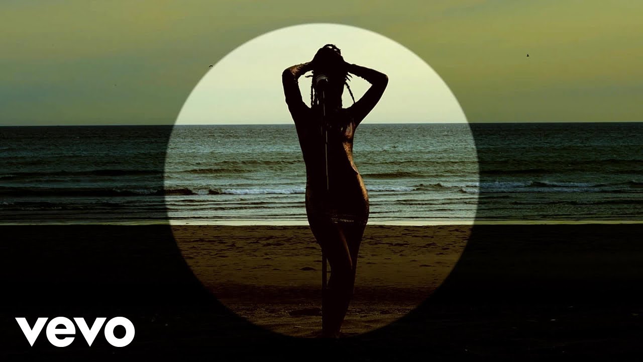 StickiBunnyWeird - BITCH IM A PLANT - (Official Audio)