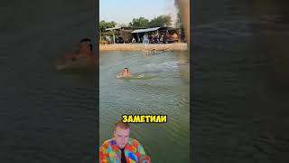 Пловец с уникальной техникой 🤯
