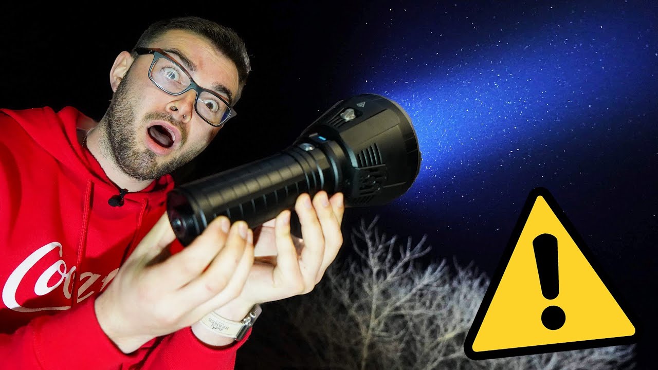 Je TESTE la LAMPE TORCHE la plus PUISSANTE DU MONDE ! (Ultra