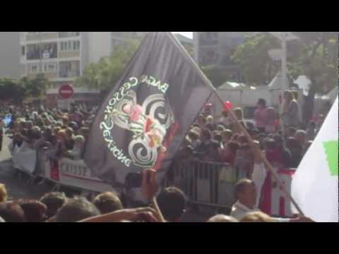 Lorient 2012: banda gaites villaviciosa (Espagne) and Bagad Cesson-Sévigné (France)