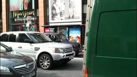 Open Scrolling Reference: Knightsbridge