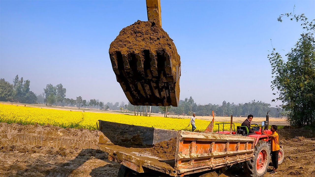 Tractor gadi Loading Tractor Best bulldozer Working Video In Field For