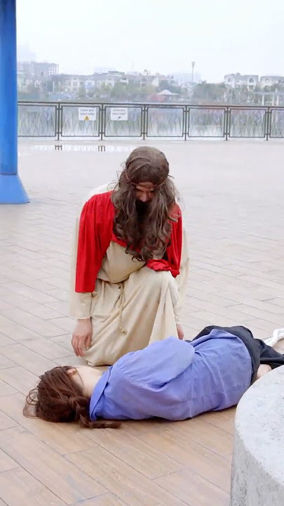 Pengorbanannya bagi Yesus: Sebuah Kisah Pengabdian yang Menyentuh Hati #Yesus #Kristus #Tuhan #TerangKristus