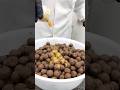 How make golden truffle! #chocolatemaking #trufflegold #trufle