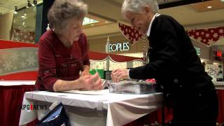 CDC Gift Wrapping Booth Open At Pine Centre