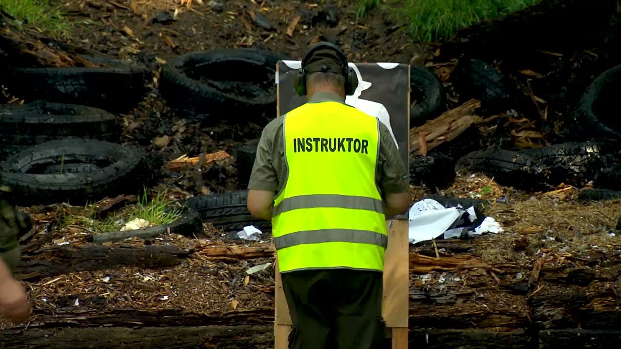 Zdjęcie 4: Straż Leśna z policjantami patroluje lasy w Katowicach