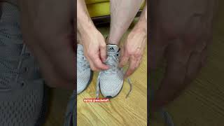 Как завязать шнурки чтобы не развязывались | Лайфхаки от Нечетова | nechetoff |ПОДПИШИСЬ⬇️🔔 #Shorts