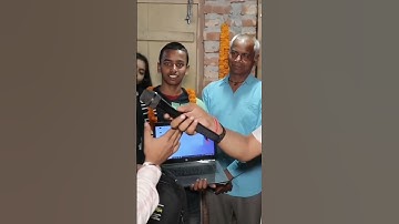 टॉपर को मिला लैपटॉप Shivankar Kumar 1st Rank at (489/500) Bihar Board 10th Topper 2024