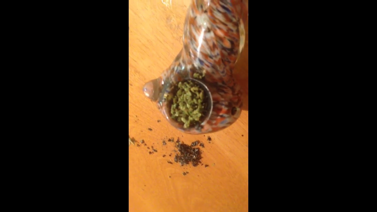 SMOKING A FULL HALF GRAM IN ONE BOWL