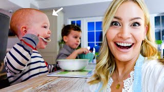 BABY FEEDS HIMSELF!!