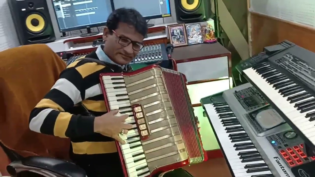 SUHANI CHANDNI RAATEIN Instrumental Cover by ABANI DASH Keyboard  Accordion