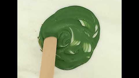 Mix the perfect holiday green paint color with Olive Green and French Quarter Green