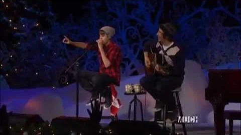 Justin Bieber - Never Say Never Live Performance On Home For The Holidays