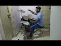 Pichle saat Dino me drum cover. (Rock on)