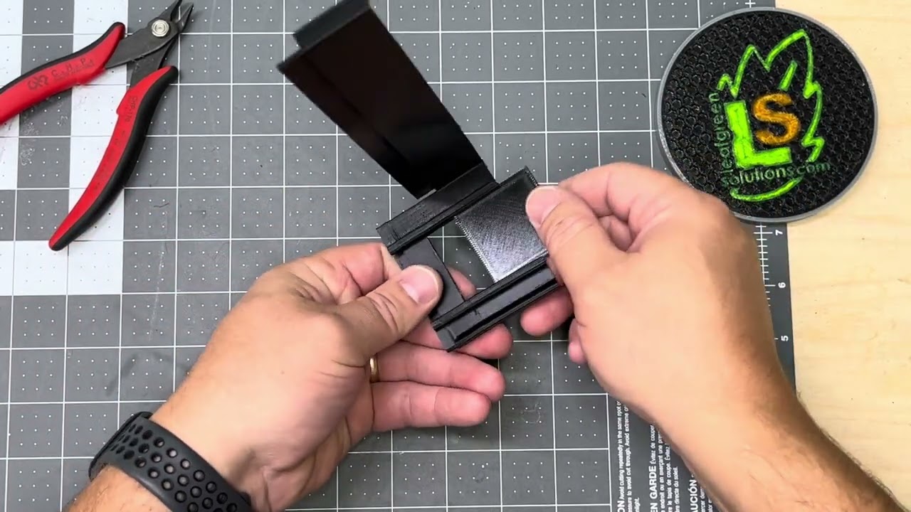 Red Sea Nano Adjustable Weir Baffle