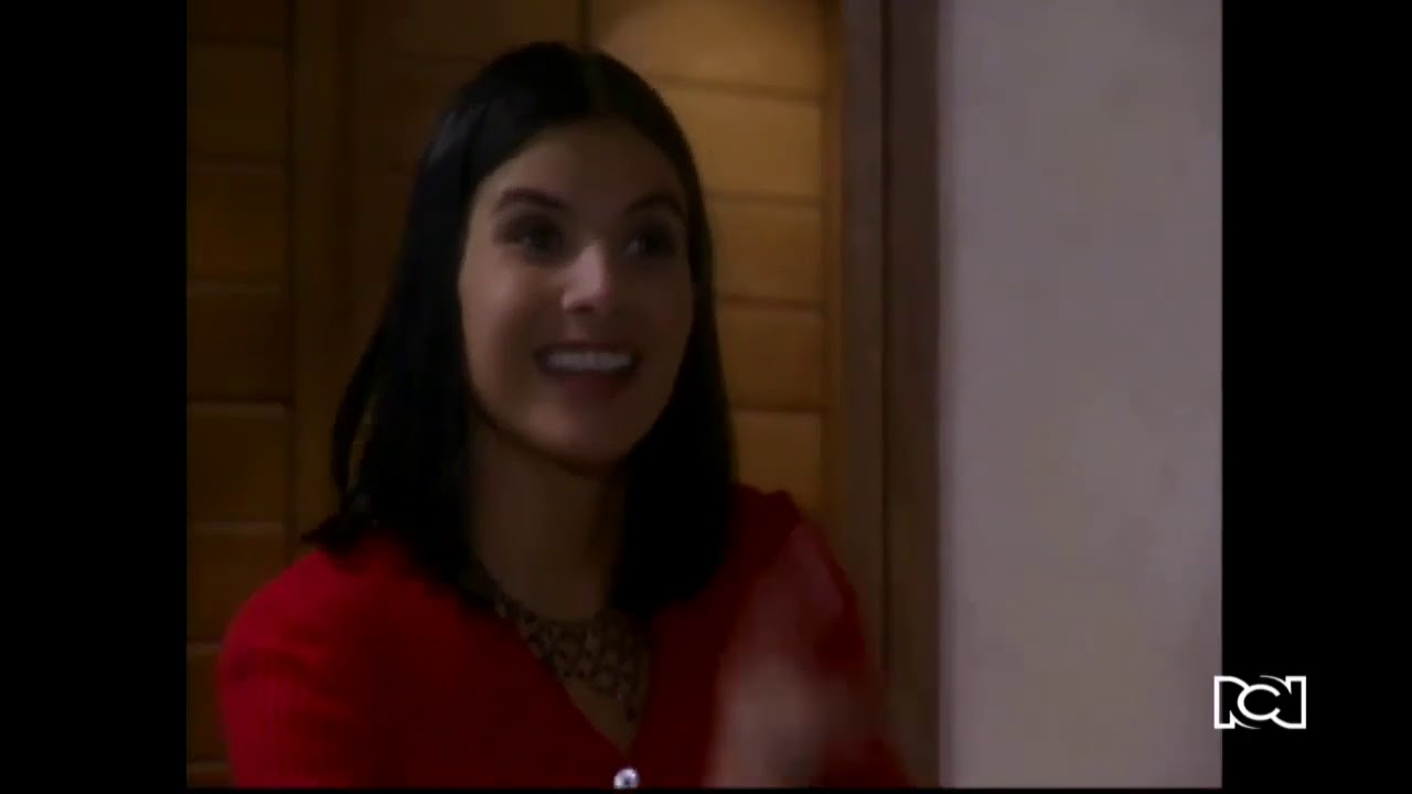 Marcela sorprende a Armando en su apartamento | Yo soy Betty, la fea