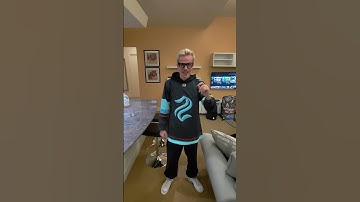 Zoom feature on Meta Ray-Ban Display Glasses like Tony Stark