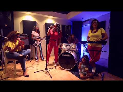 ENTA WALA HAGA Sally Gamal انت ولا حاجة سالي جمال 