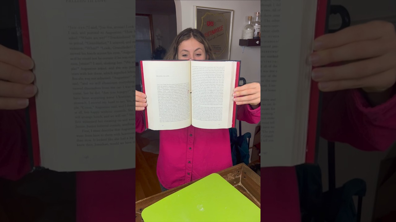 transform books into a christmas centerpiece! 