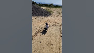 #rc rccar arrma senton big crash #rccar #bash #shorts FWD #arrma #jump #crash #dif #gone